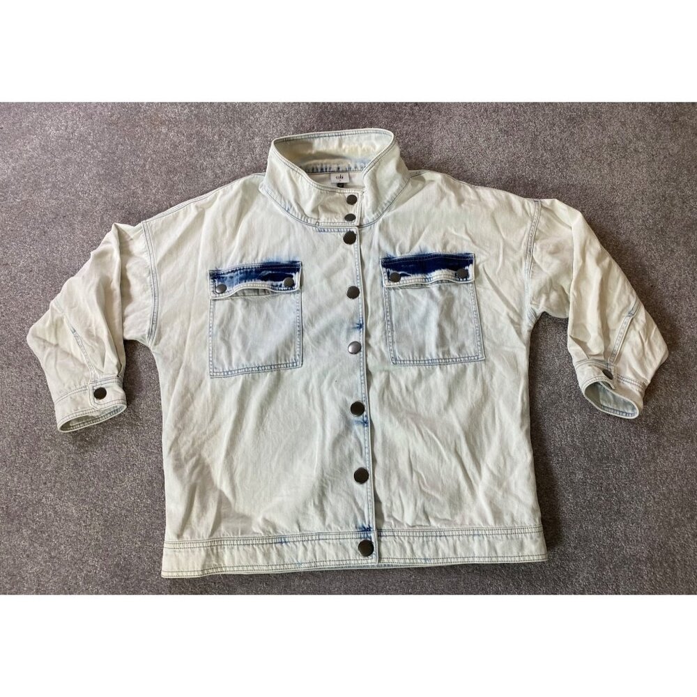 Cabi Button-Up Denim Shirt Jacket Light Wash Distressed Pockets Small